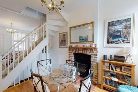 undefined, Love Lane, Canterbury, Kent, CT1
