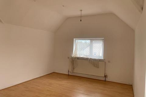 2 bedroom end of terrace house to rent, Formans Road, Sparkhill