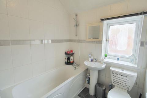 14 Gordon Avenue, Peterlee, SR8 4QN