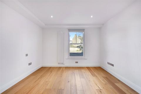 Studio to rent, Hillfield Road, West Hampstead, NW6