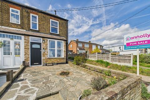 14, Mill Cottages High Road, Fobbing, Stanford-le-hope, SS17 9HZ