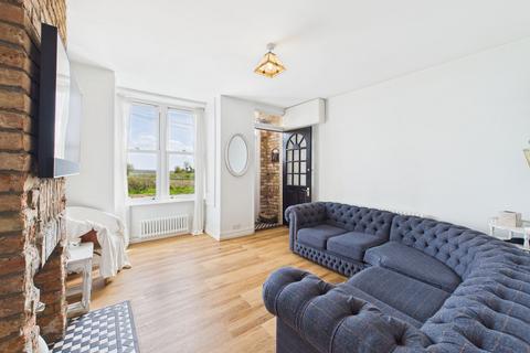 14, Mill Cottages High Road, Fobbing, Stanford-le-hope, SS17 9HZ