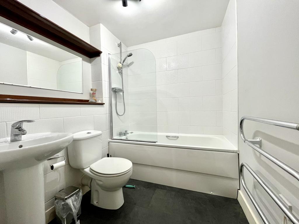 Bathroom Suite