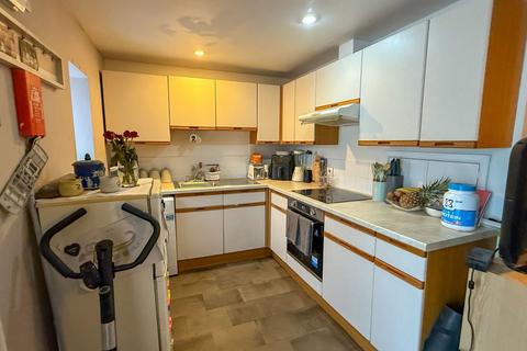 1 bedroom flat to rent, Higher Woodfield Road, Torquay, TQ1 2JZ