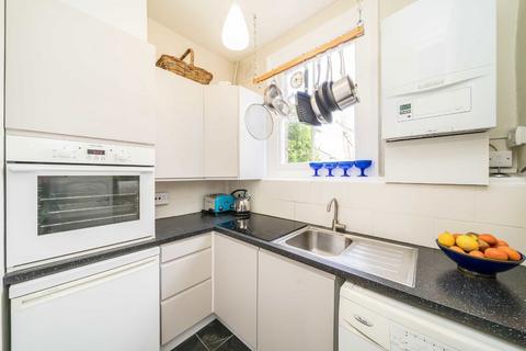 1 bedroom flat for sale, Townshend Road, Richmond TW9