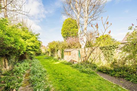 1 bedroom flat for sale, Townshend Road, Richmond TW9