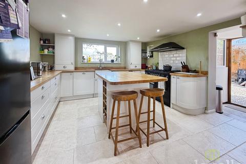 undefined, High Street.  Kexby, Gainsborough DN21