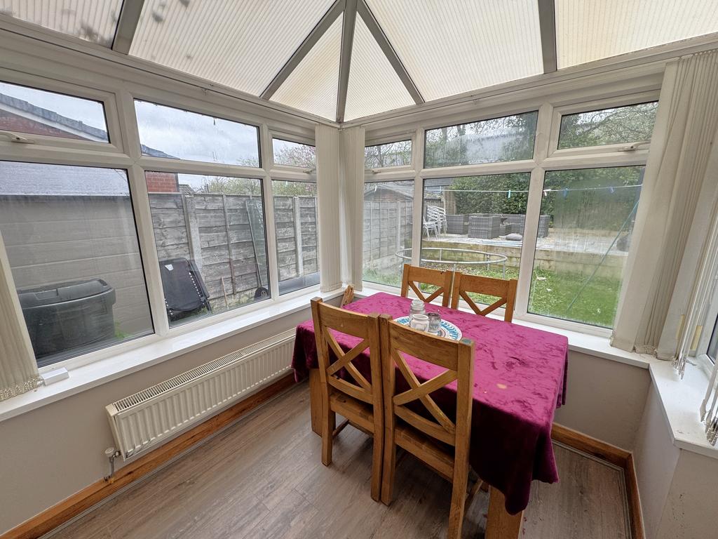 B.JPG