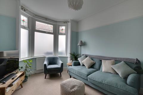 2 bedroom terraced house to rent, Southsea, Mafeking Road FURNISHED