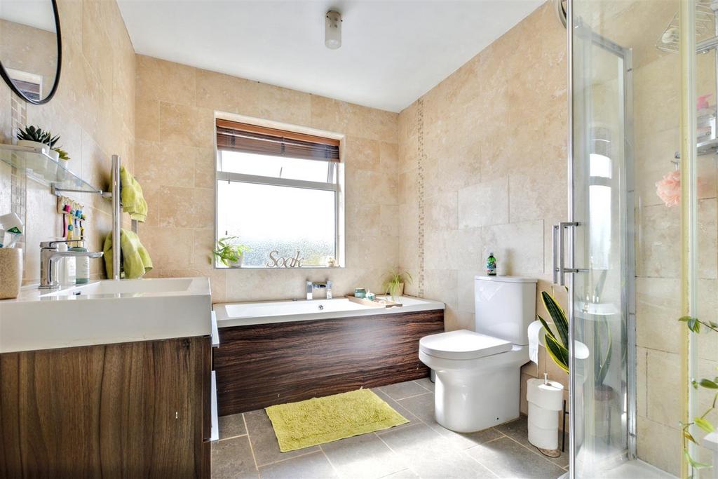 Shower Room.jpeg