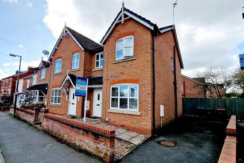 3 bedroom mews for sale, Queensway, Winsford
