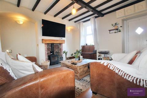 2 bedroom cottage for sale, Pit Row, Hemingfield, Barnsley