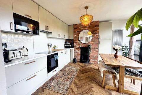3 bedroom semi-detached house for sale, Heys Road, Prestwich, M25