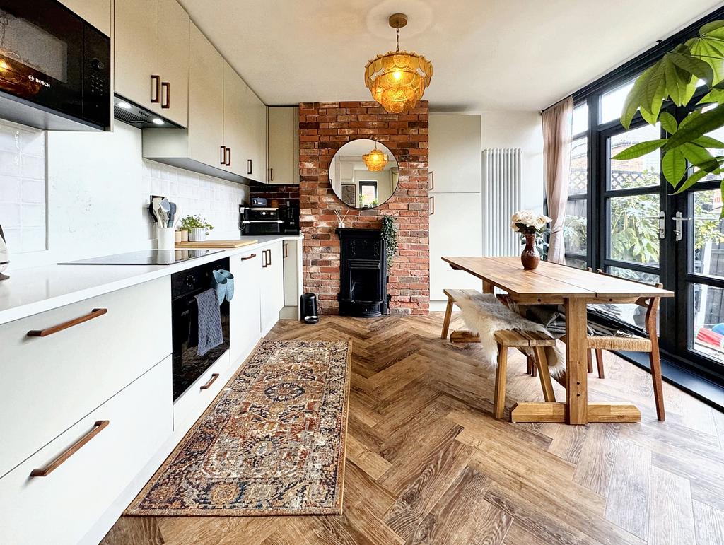 Kitchen / Diner