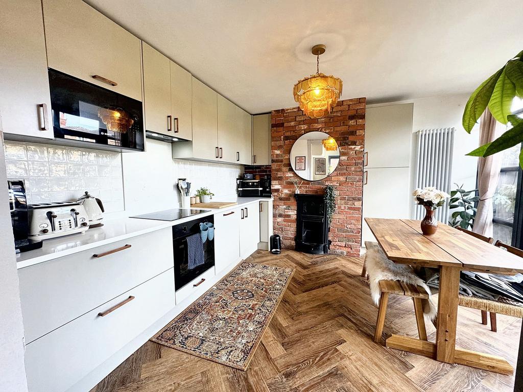Kitchen / Diner
