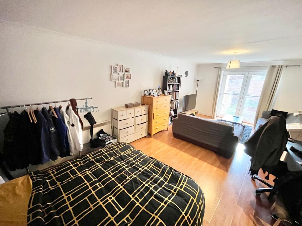 Studio-Style Room