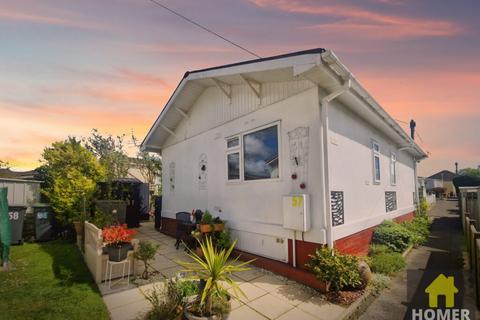 2 bedroom bungalow for sale, Doveshill Park, Barnes Road, BH10 5AJ