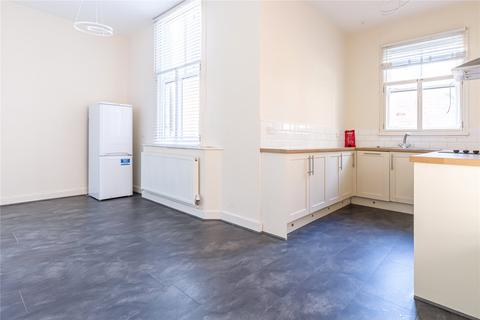2 bedroom apartment to rent, 9  Scarisbrick Avenue, Southport PR8