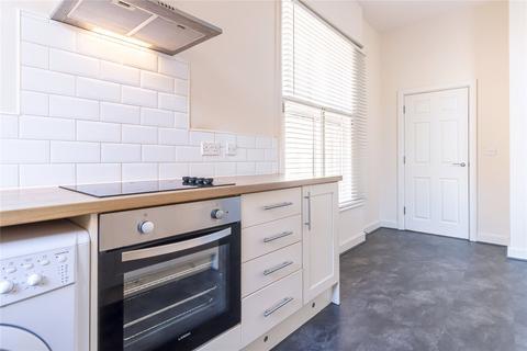 2 bedroom apartment to rent, 9  Scarisbrick Avenue, Southport PR8