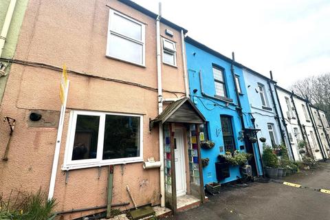 7 Broad Oak Terrace, Bury, BL9 7ST