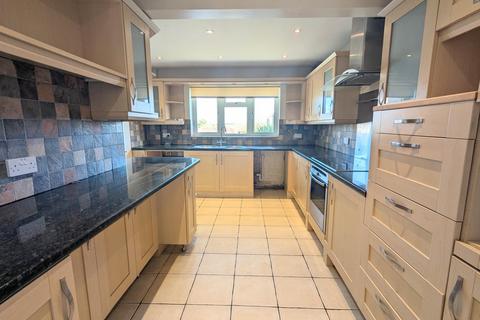 3 bedroom link detached house to rent, Rushmere Close, Islip, NN14