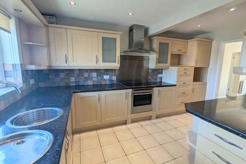 3 bedroom link detached house to rent, Rushmere Close, Islip, NN14