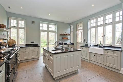 undefined, St. Georges Road, Twickenham, TW1