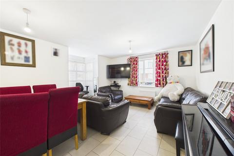 2 bedroom apartment for sale, Whitlock Avenue, Wokingham, Berkshire, RG40