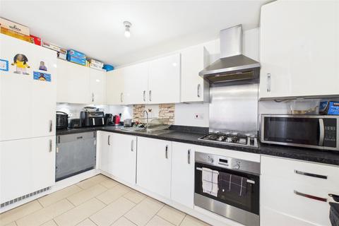 2 bedroom apartment for sale, Whitlock Avenue, Wokingham, Berkshire, RG40
