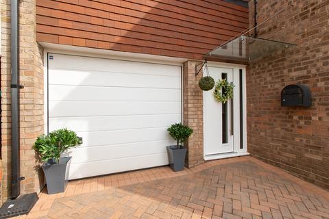 41 Bron Haul, Pentyrch, Cardiff, CF15 9TA