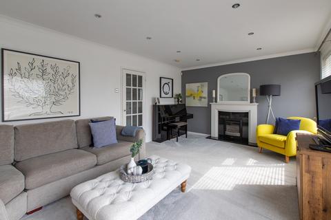 41 Bron Haul, Pentyrch, Cardiff, CF15 9TA