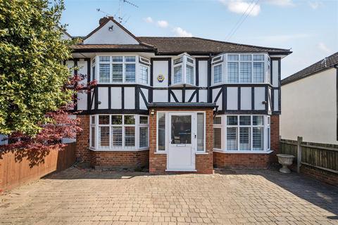 2 Cardinal Avenue, Kingston Upon Thames, KT2 5SB