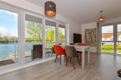 2 bedroom apartment for sale, 2 Walters Close, Snodland ME6
