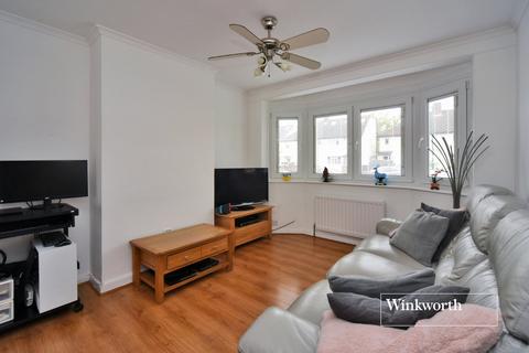 86 Brinkley Road, Worcester Park, KT4 8JF