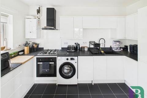 30 Cable Crescent, Woburn Sands, Milton Keynes, MK17 8GG