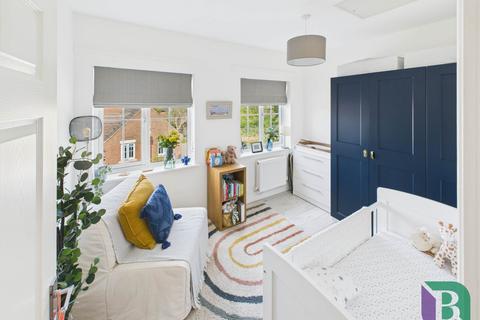 30 Cable Crescent, Woburn Sands, Milton Keynes, MK17 8GG