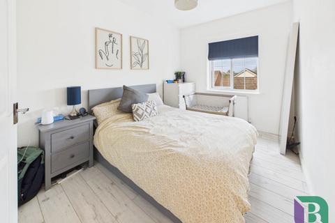 30 Cable Crescent, Woburn Sands, Milton Keynes, MK17 8GG