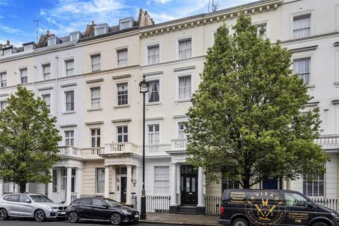 Claverton Street, London SW1V