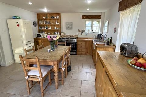 undefined, Lanteglos, Fowey