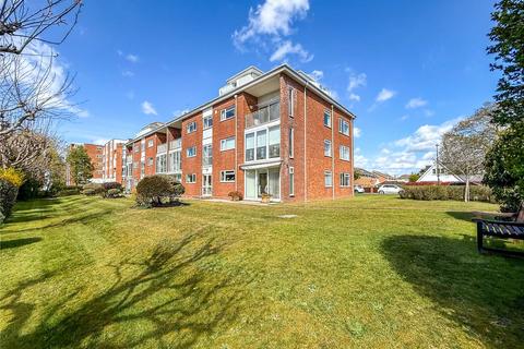 2 bedroom apartment for sale, Fairway Drive, Christchurch, Dorset, BH23