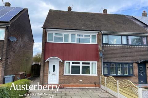 3 bedroom townhouse to rent, Heathcote Road, Stoke-On-Trent ST3