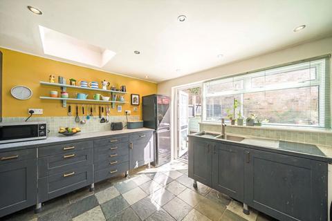 16 Princes Road, London, W13 9AS