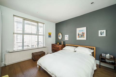 16 Princes Road, London, W13 9AS