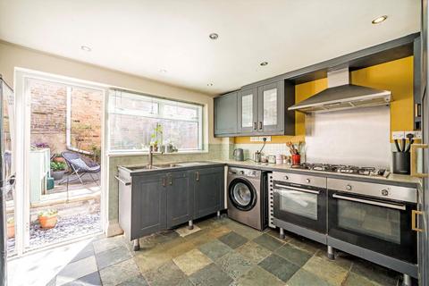 16 Princes Road, London, W13 9AS