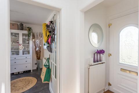 2 bedroom terraced house for sale, 35 Forthview Road, Longniddry,, EH32 0LG