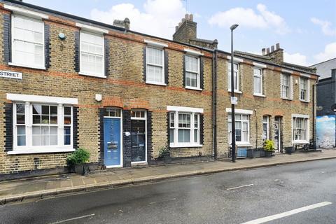 3 bedroom terraced house for sale, Hague Street, London