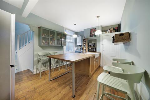 3 bedroom terraced house for sale, Hague Street, London