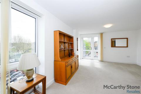 2 bedroom apartment for sale, Isabella House, Hale Road, Hertford, Hertfordshire, SG13 8EN