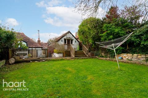 undefined, Downsview Road, London