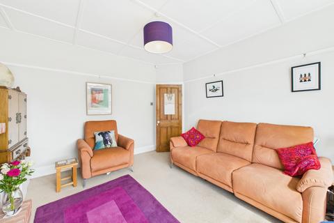 31 Marstone Crescent, Sheffield, S17 4DG